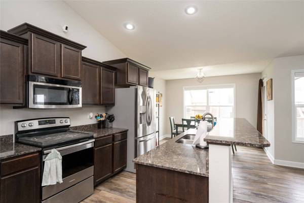 2434 NW Ashland Parkway, Ankeny, IA 50023
