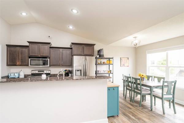 2434 NW Ashland Parkway, Ankeny, IA 50023