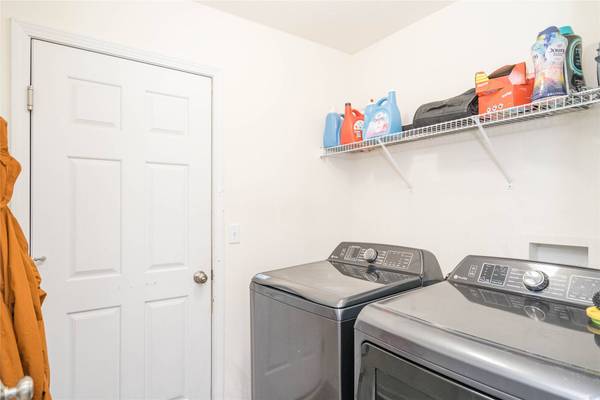 2434 NW Ashland Parkway, Ankeny, IA 50023