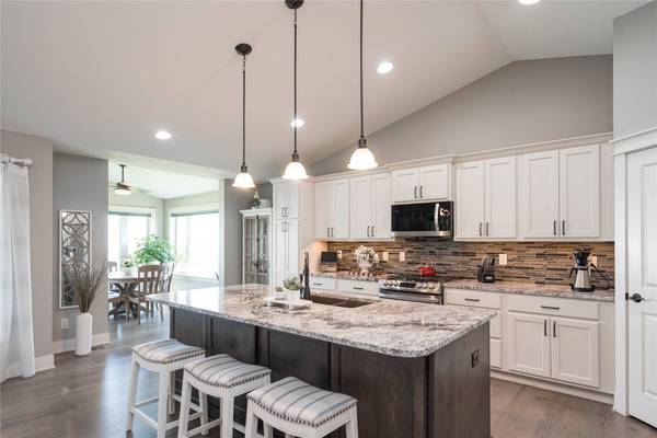 2118 NW Applewood Street, Ankeny, IA 50023