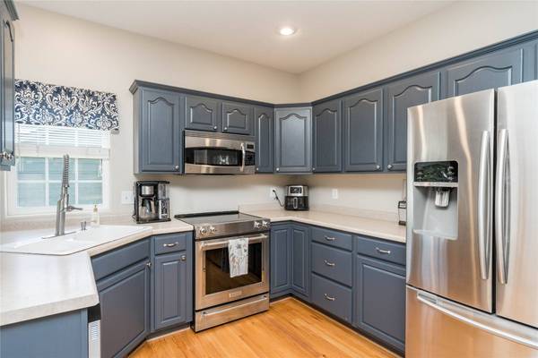 3906 NW Seasons Court, Ankeny, IA 50023