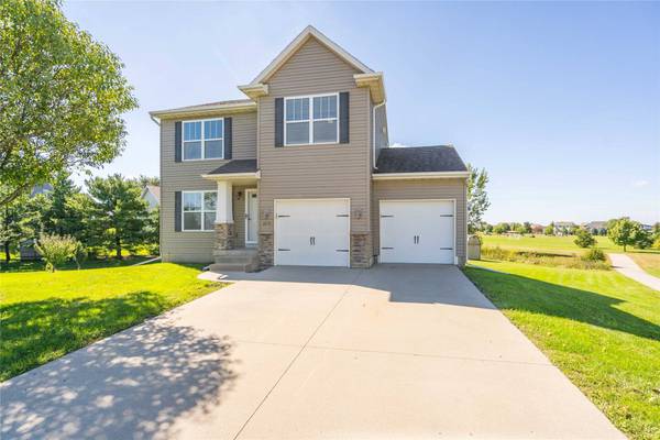 4215 NW 8th Court