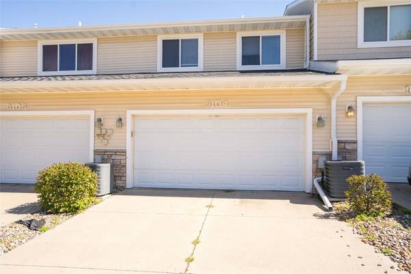 8601 Westown Parkway #9104, West Des Moines, IA 50266