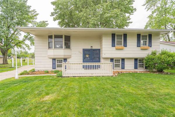 406 SE Trilein Drive, Ankeny, IA 50021