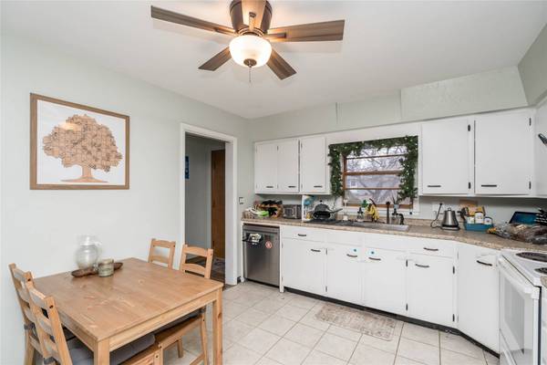 246 Village Drive #248, Ames, IA 50014