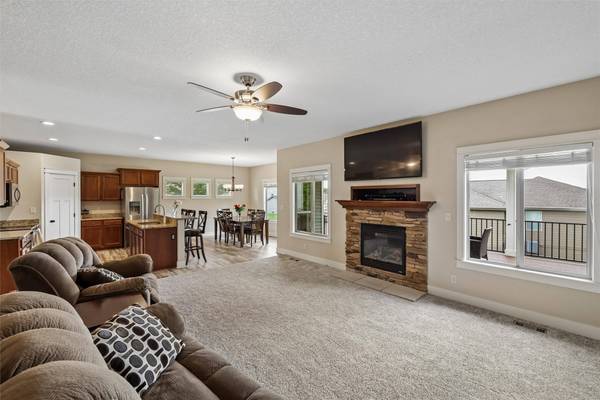 1616 SE Coralberry Drive, Ankeny, IA 50021