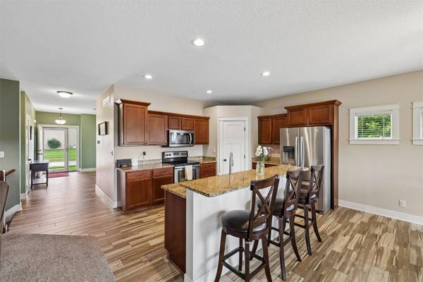 1616 SE Coralberry Drive, Ankeny, IA 50021
