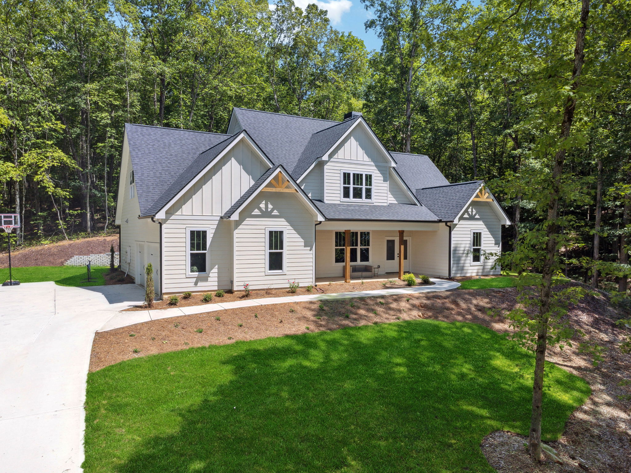 How to find the best homes for sale in Dahlonega Georgia