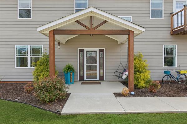 Dahlonega Investment Property Guide: Vacation Homes, Cabins, and Wine Country Demand,Gold Peach Realty
