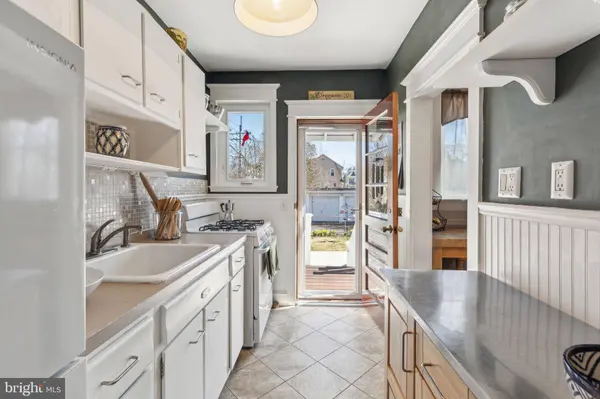 102 COOPER AVE, Collingswood, NJ 08108