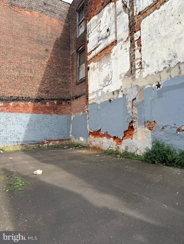 1955 N 2ND ST, Philadelphia, PA 19122