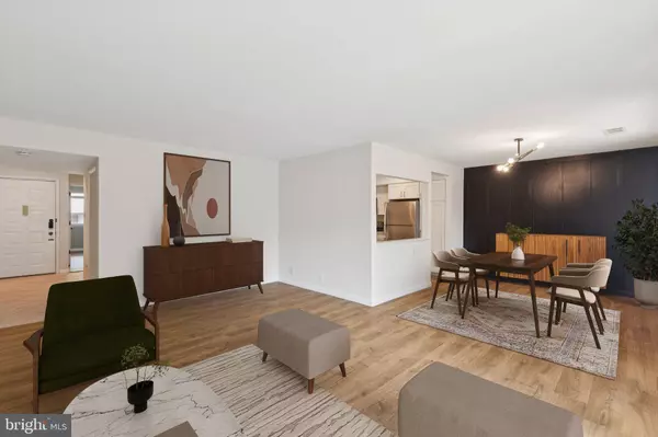 115 E KINGS HWY #420, Maple Shade, NJ 08052