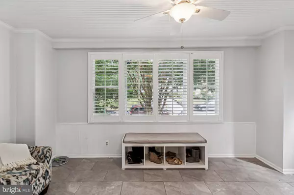 92 W PLUMSTEAD AVE, Lansdowne, PA 19050