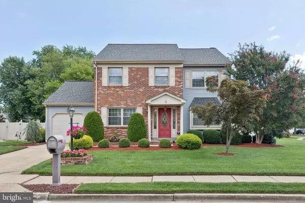 12 DEVONSHIRE RD, Mount Laurel, NJ 08054