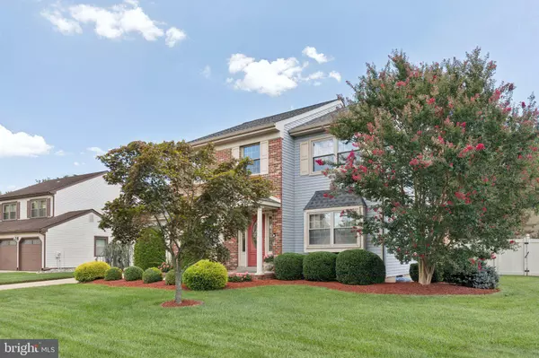 12 DEVONSHIRE RD, Mount Laurel, NJ 08054