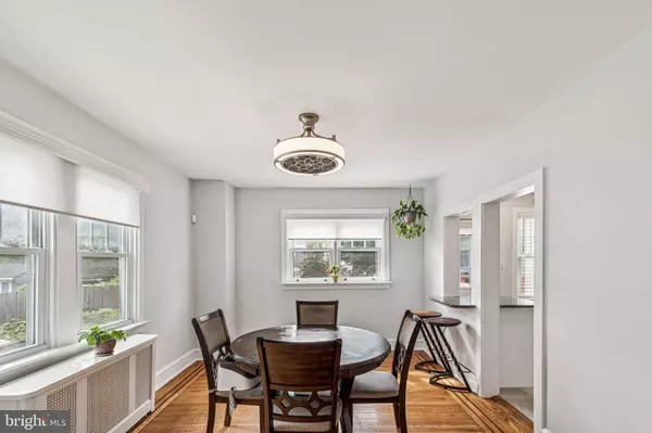 92 W PLUMSTEAD AVE, Lansdowne, PA 19050