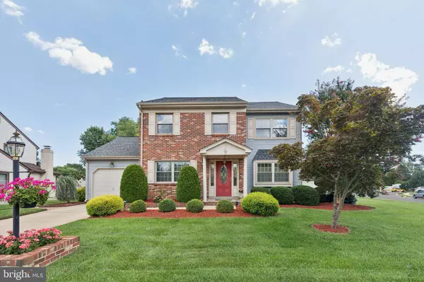 12 DEVONSHIRE RD, Mount Laurel, NJ 08054