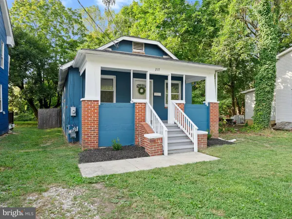 217 OAK ST, Williamstown, NJ 08094