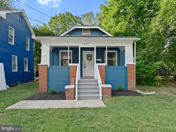 217 OAK ST, Williamstown, NJ 08094