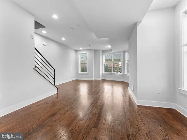 1241 S 24TH ST #B, Philadelphia, PA 19146
