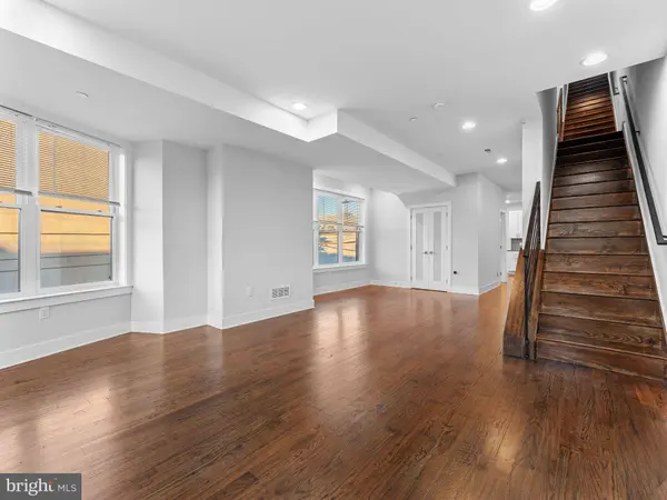 1241 S 24TH ST #B, Philadelphia, PA 19146