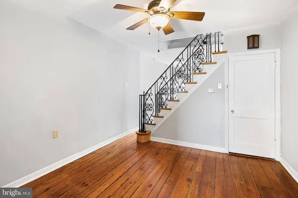 3115 ALMOND ST, Philadelphia, PA 19134