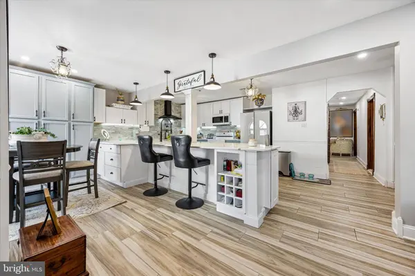 121 CENTURA, Cherry Hill, NJ 08003