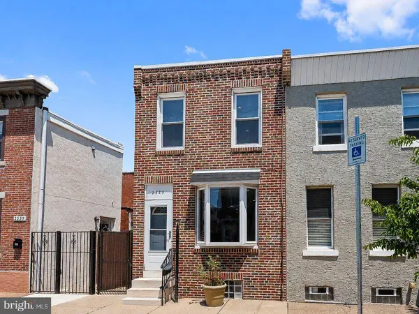 2325 E SERGEANT ST, Philadelphia, PA 19125