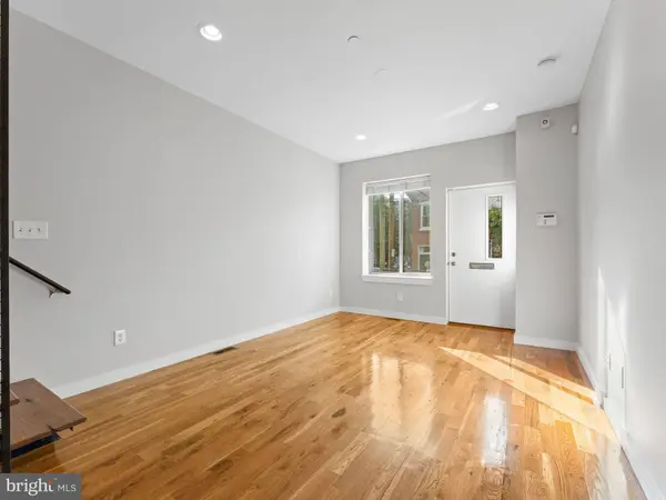 2225 CORAL ST, Philadelphia, PA 19125