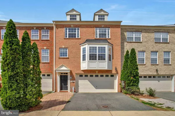 9786 CORBETT PL, Manassas Park, VA 20111