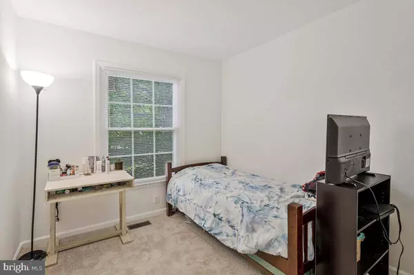 3022 DUNLEIGH CT, Woodbridge, VA 22192