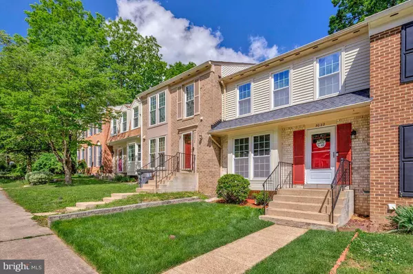 3022 DUNLEIGH CT, Woodbridge, VA 22192