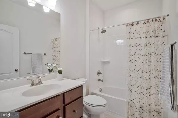 42523 BENFOLD SQ, Brambleton, VA 20148