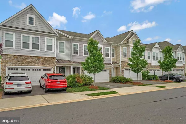 42523 BENFOLD SQ, Brambleton, VA 20148