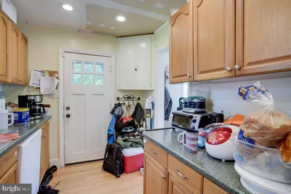 6119 11TH ST N, Arlington, VA 22205