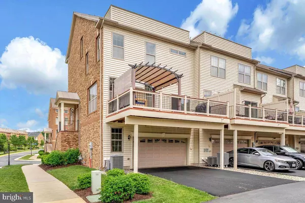 22635 NAUGATUCK SQ, Ashburn, VA 20148