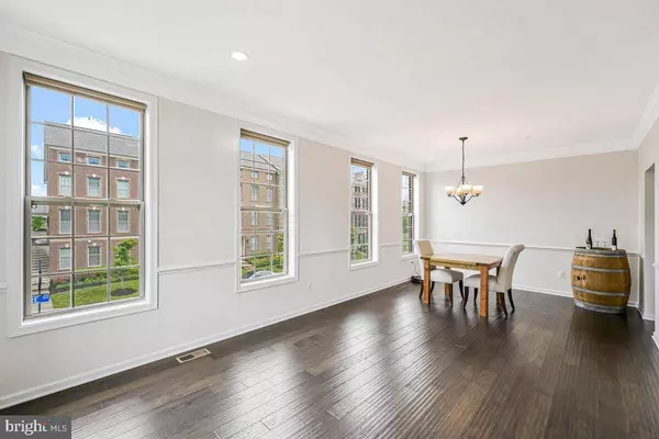 22635 NAUGATUCK SQ, Ashburn, VA 20148