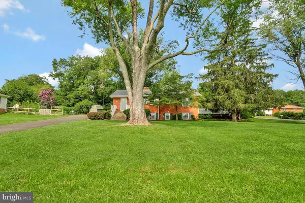 6430 CANNON DR, Warrenton, VA 20187