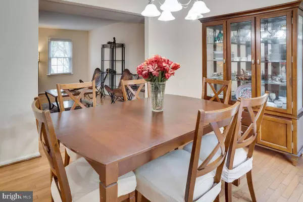 965 HOLBORN CT #43, Sterling, VA 20164