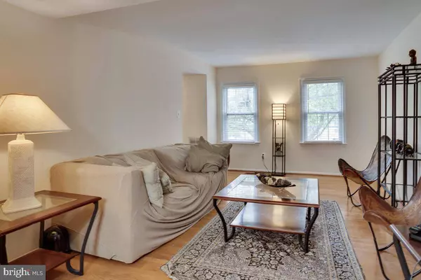 965 HOLBORN CT #43, Sterling, VA 20164