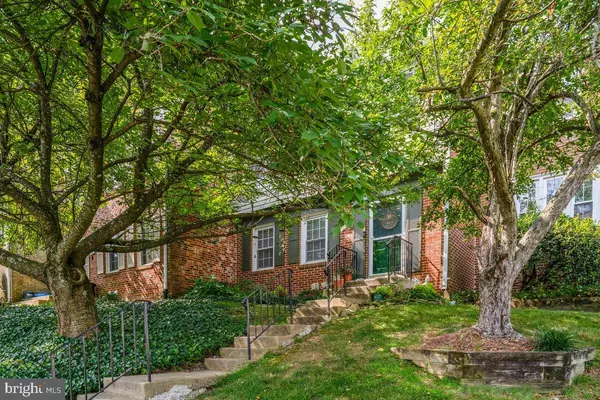 965 HOLBORN CT #43, Sterling, VA 20164