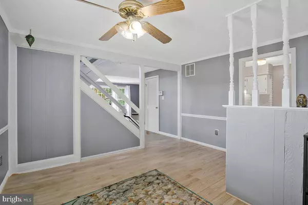 1223 FOX RUN PL, Woodbridge, VA 22191