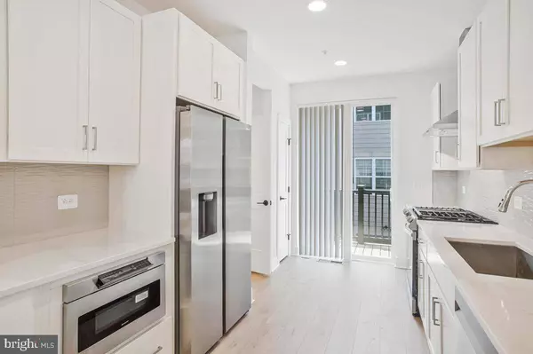 7367 BLADE DR, Falls Church, VA 22042