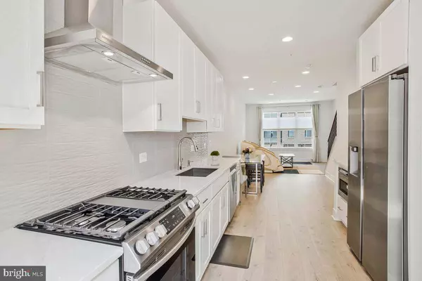 7367 BLADE DR, Falls Church, VA 22042