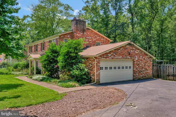 10524 ANITA DR, Lorton, VA 22079