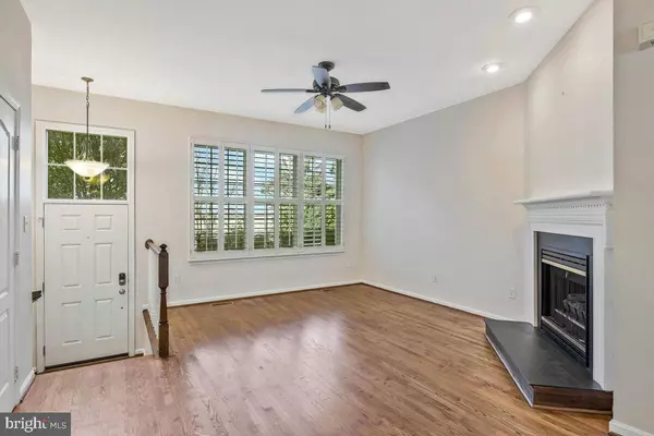 12025 EDGEMERE CIR, Reston, VA 20190