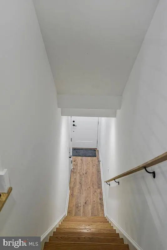 7367 BLADE DR, Falls Church, VA 22042