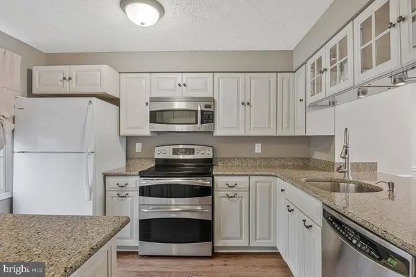 8524 BLUE ROCK LN, Lorton, VA 22079