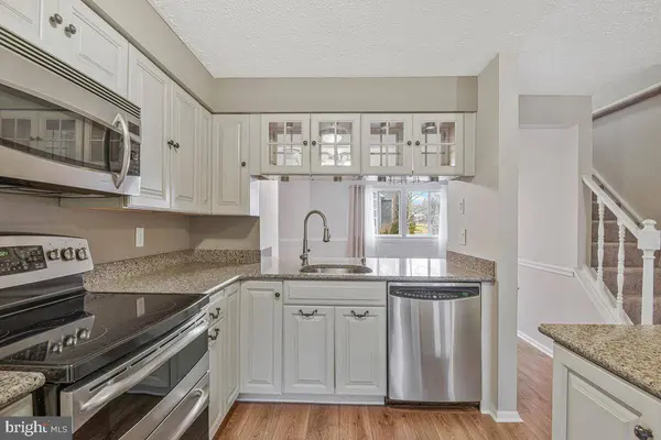 8524 BLUE ROCK LN, Lorton, VA 22079