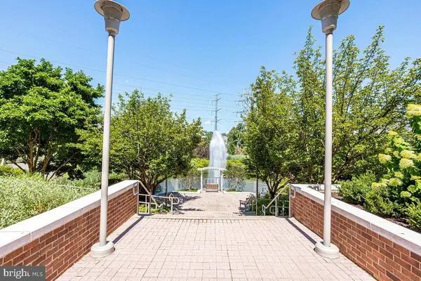 11800 SUNSET HILLS RD #514, Reston, VA 20190